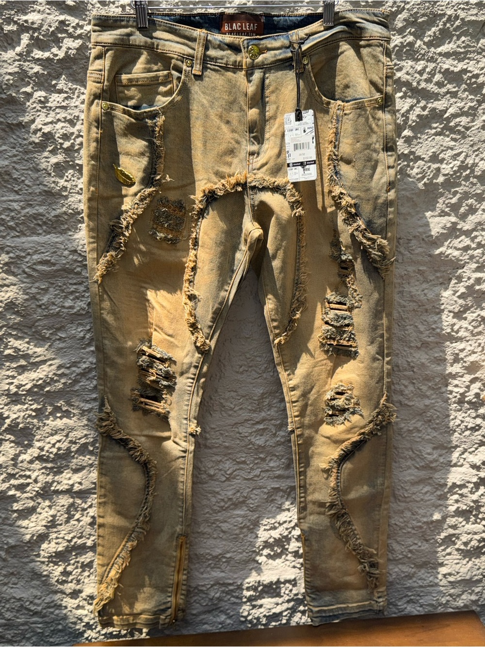 Blac Leaf Hunting Club Distressed Denim Jeans 36x32 Vintage Wash NWT Rare